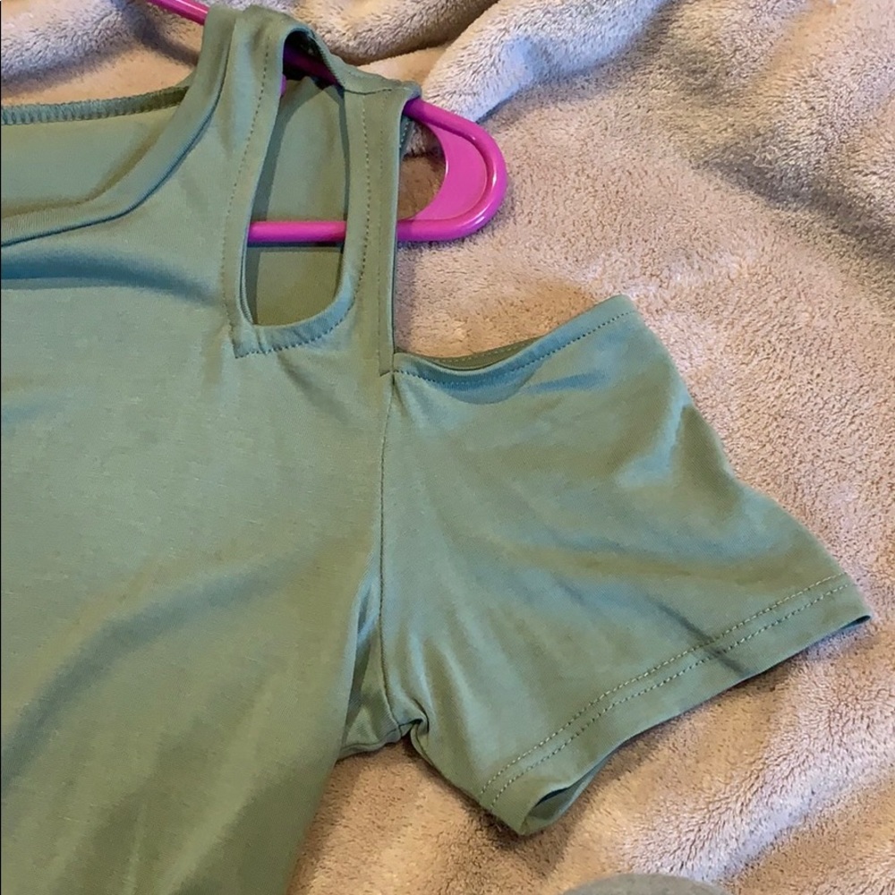 Alya Dress - Picture 6 of 7